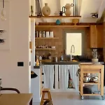 Andrea - Romantic Private Retreat Villa