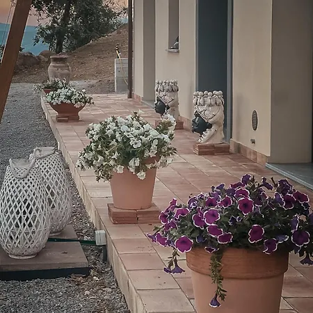Andrea - Romantic Private Retreat Villa *